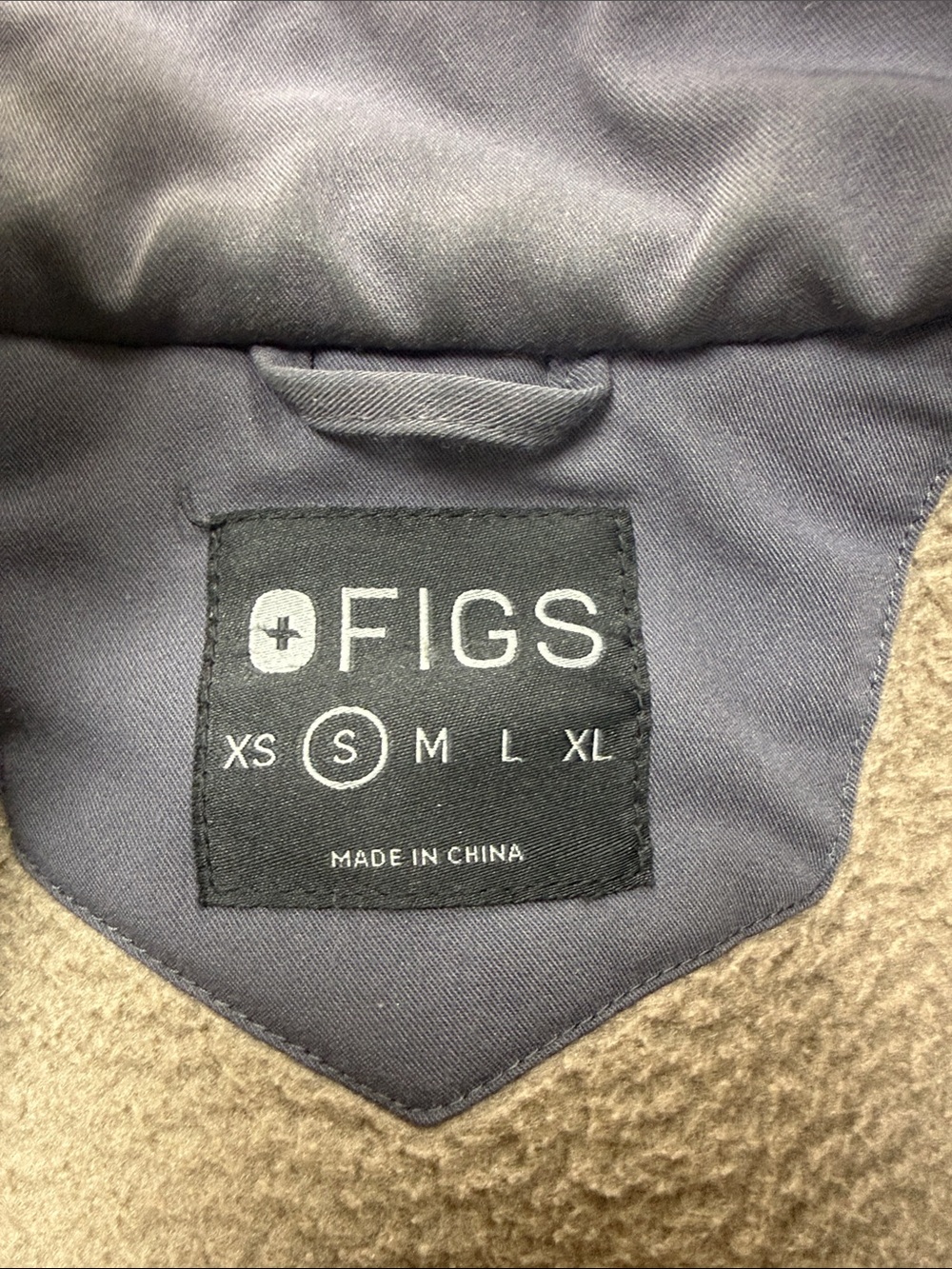 Figs Women's On-Shift Sherpa Jacket - Picture 5 of 5